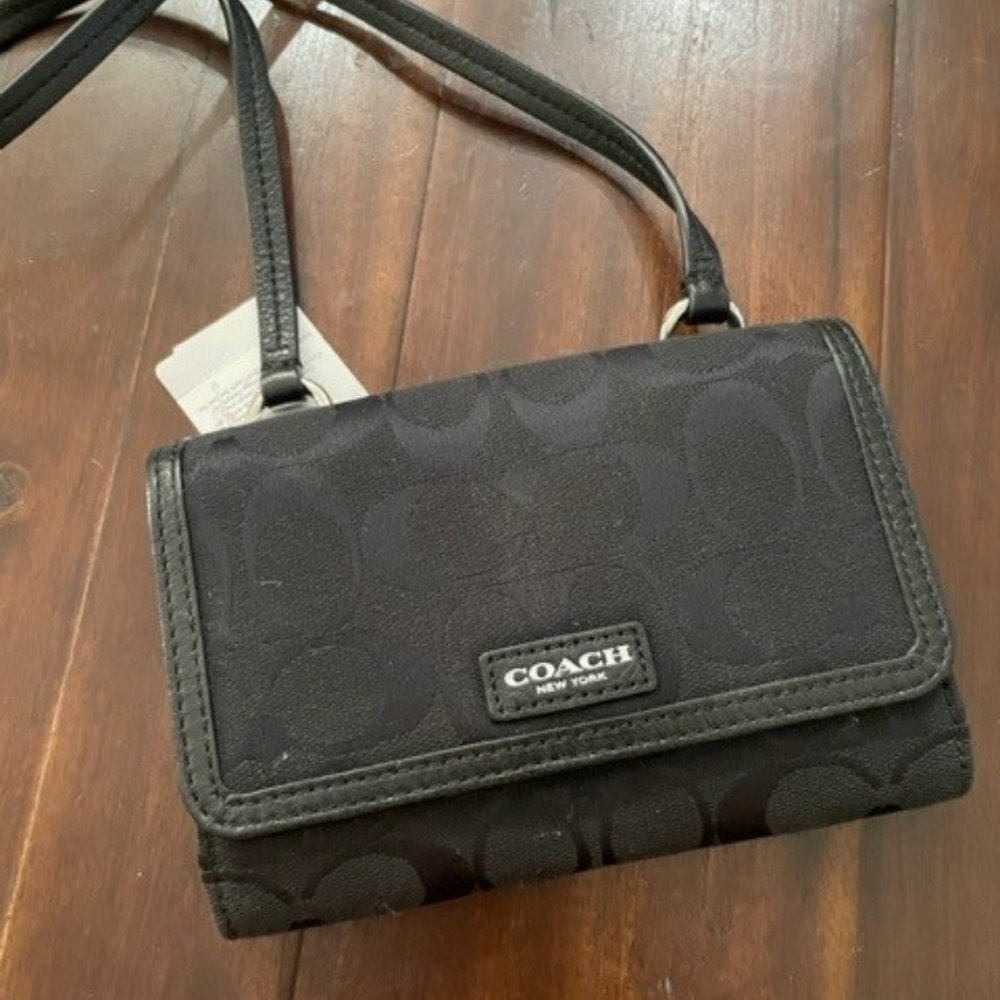 Coach Avery Signature Phone Crossbody Canvas Leather Wallet